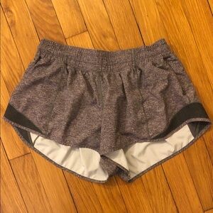 Lululemon Heather Gray Athletic Shorts with liner inseam 2 1/2 size 8 excellent